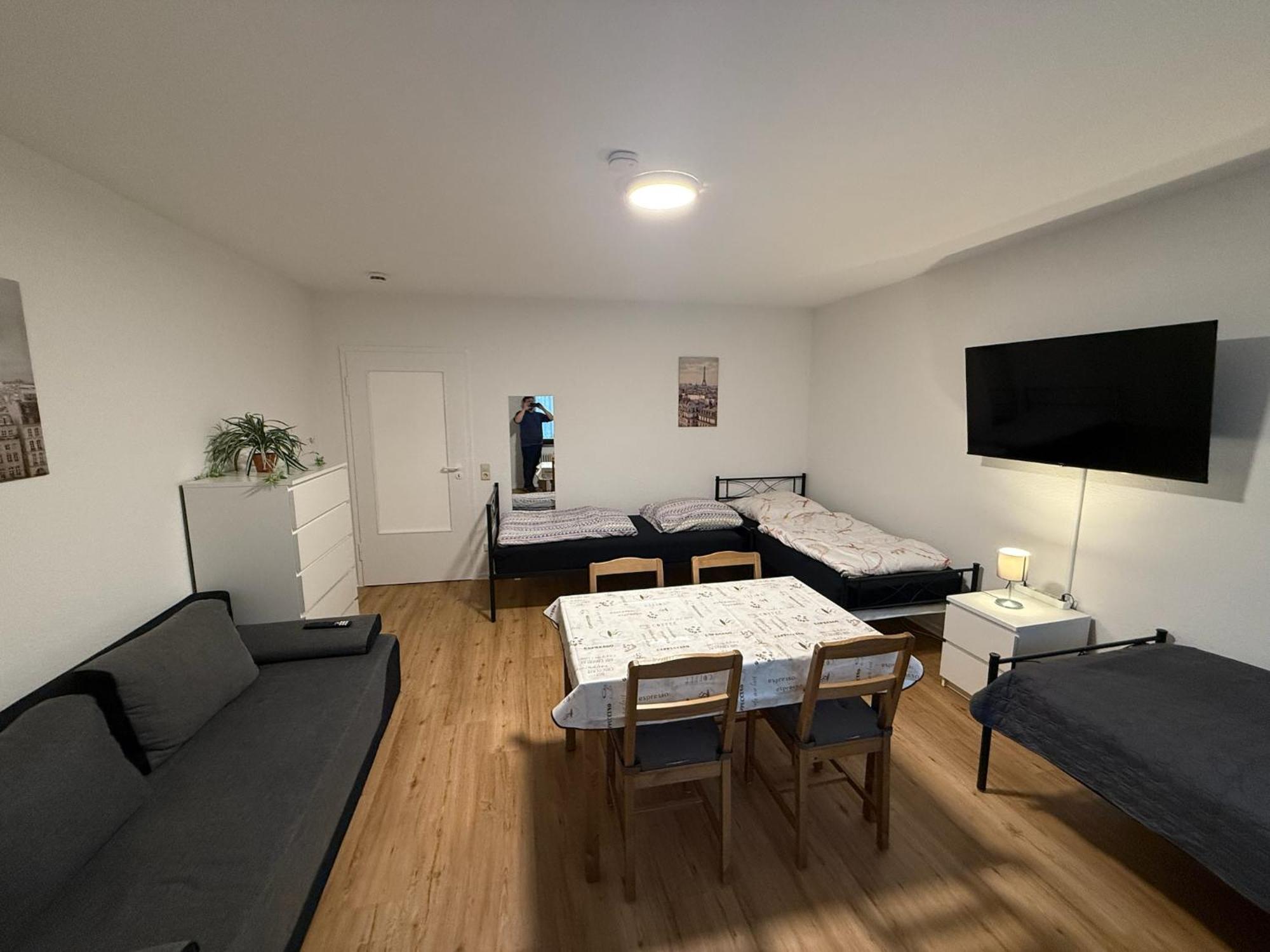 Big, Cosy And Central Apartment Karlsruhe Buitenkant foto